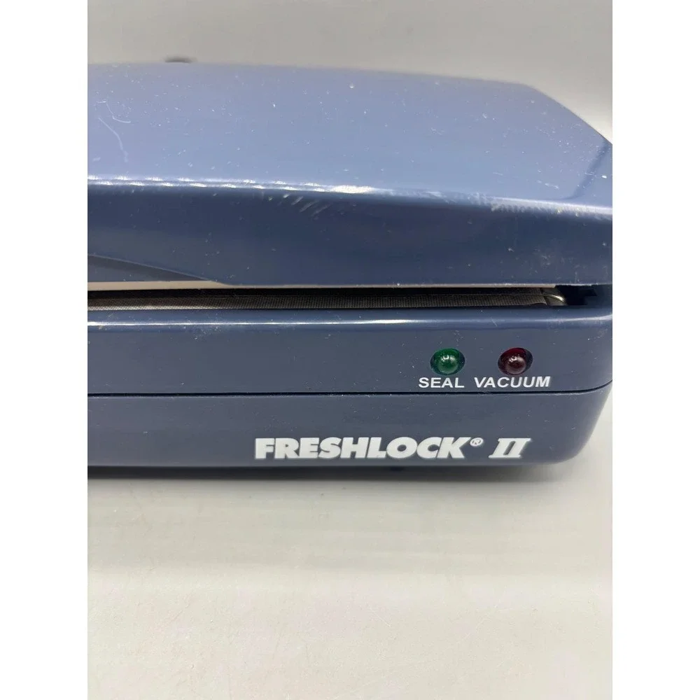Deni Freshlock II Vacuum Sealer Machine Blue Food‎ Preserver + Box of rolls
